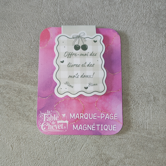 Marque-page magnétique, Signet aimanté "Offre-moi des livres et des mots doux! Bisou Bisou"